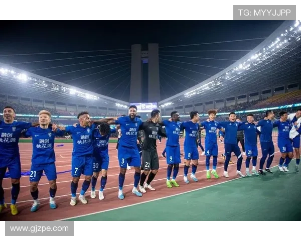 💙武汉三镇首发阵容揭晓 全力出击迎战对手争锋